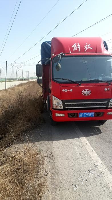 出租4米2高栏承接，书包，快递，搬家等服务，可提供多量🚗型