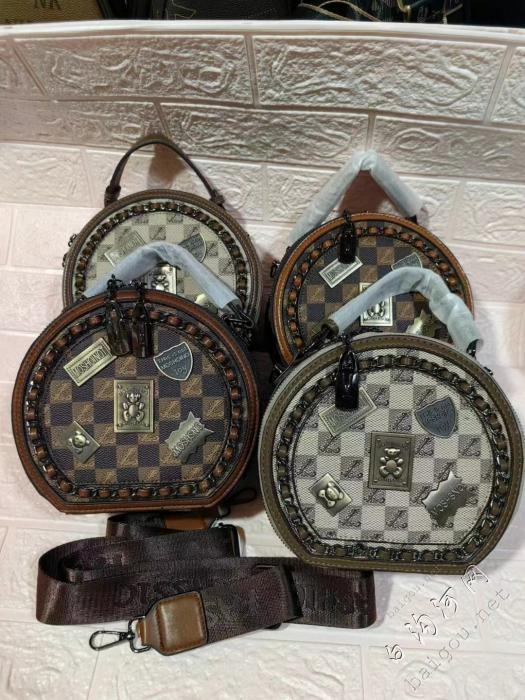 海量收购积压库存包