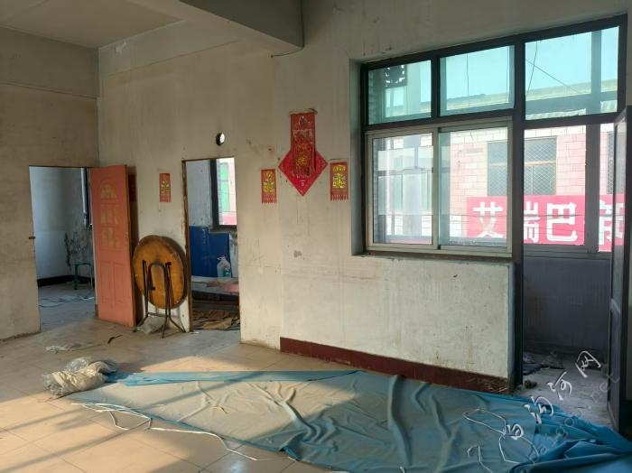 凤凰020北100米路西缝纫机门店三间二楼..