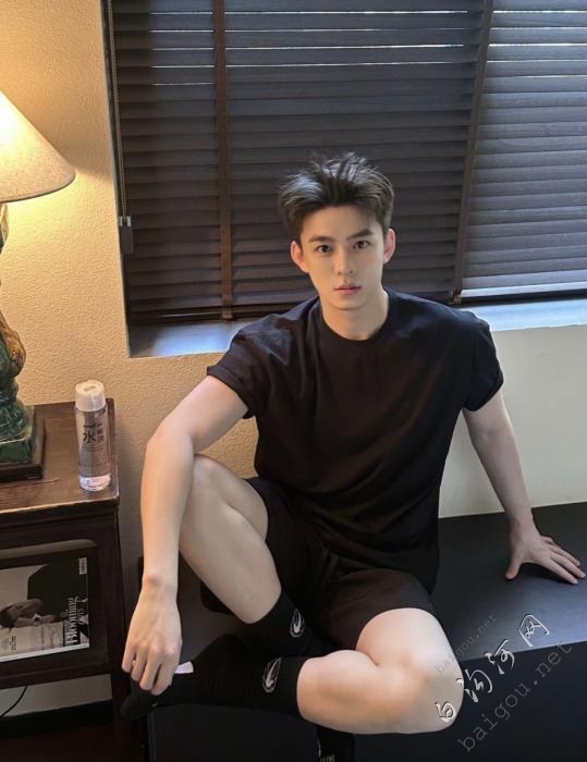 电脑车接加工🌹高低压脚大小设备..