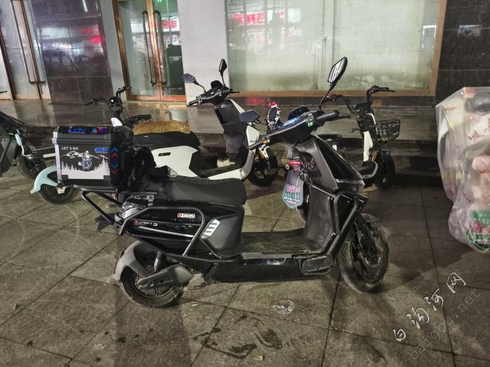 出外卖专用车99新，买了两天骑了一天