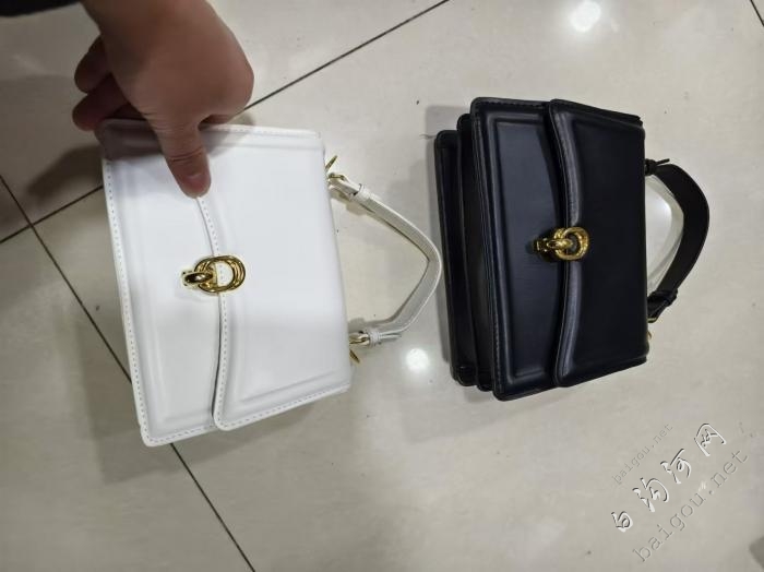 收各种积压包一手大量收购整杂均可