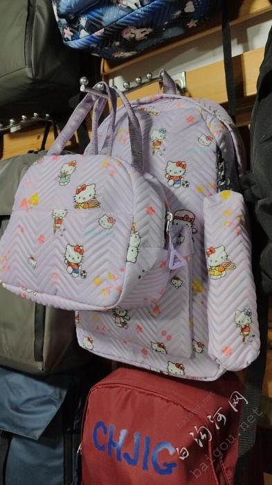 天天回收各种箱包库存积压品