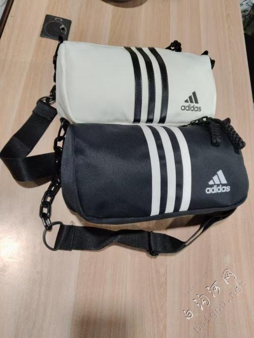 高价回收各类箱包库存积压品&&&13673128..