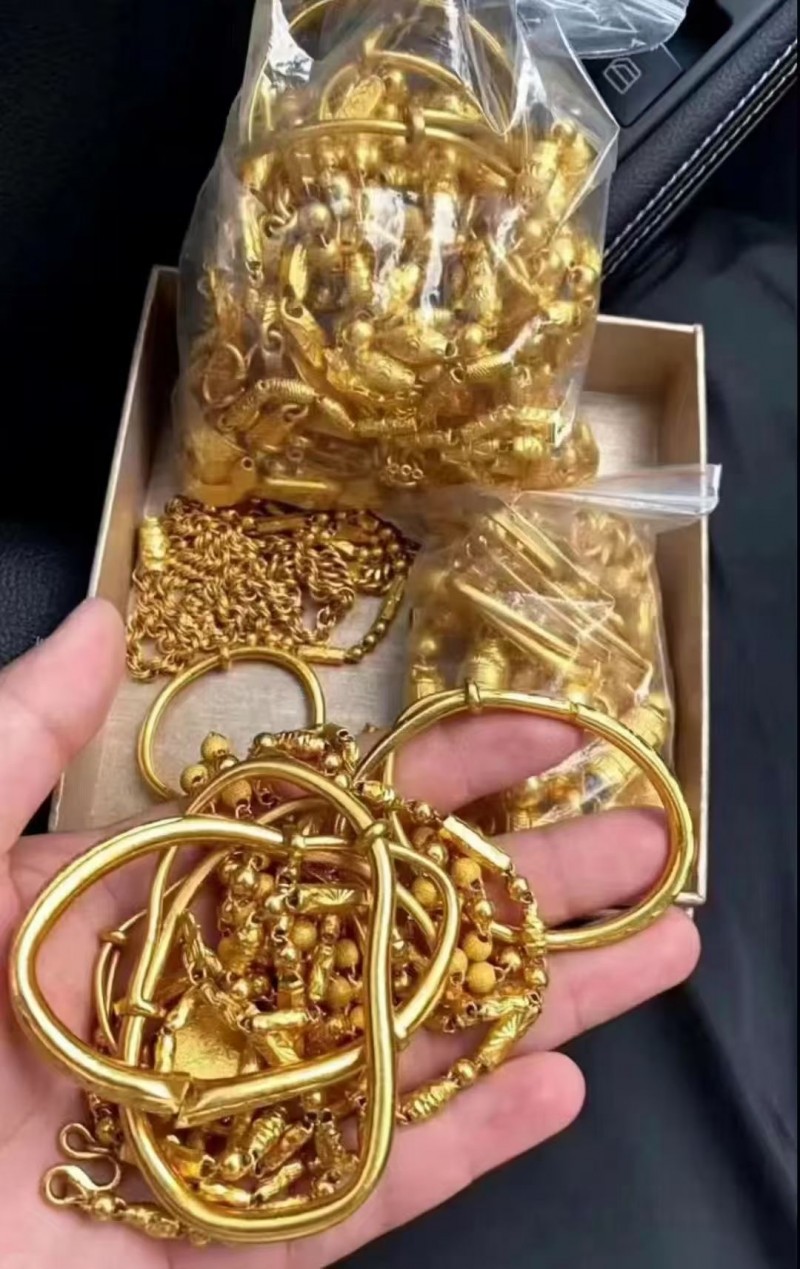 ���ڻ��ո�������